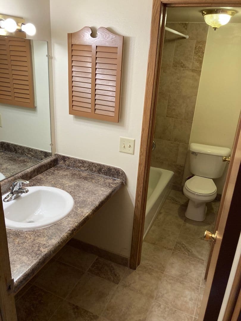 undefined apartments for rent - image - large.jpg_10.jpeg - 2