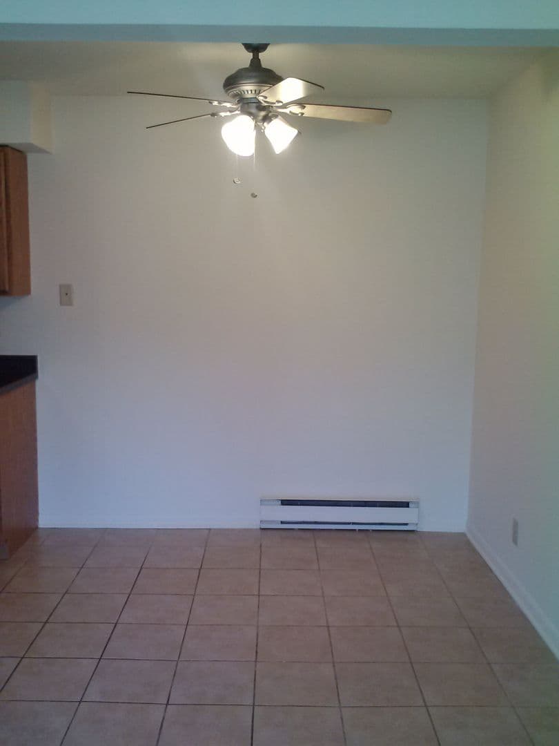 undefined apartments for rent - image - large (17).jpg - 0