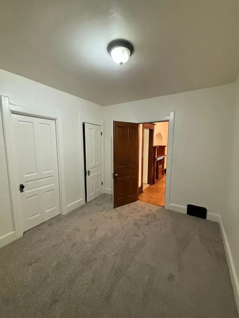 2229 N 40th St - Apartment - 16