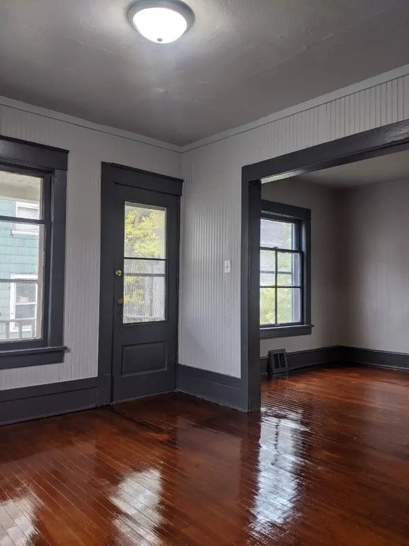 undefined apartments for rent - image - large (2).jpg - 3