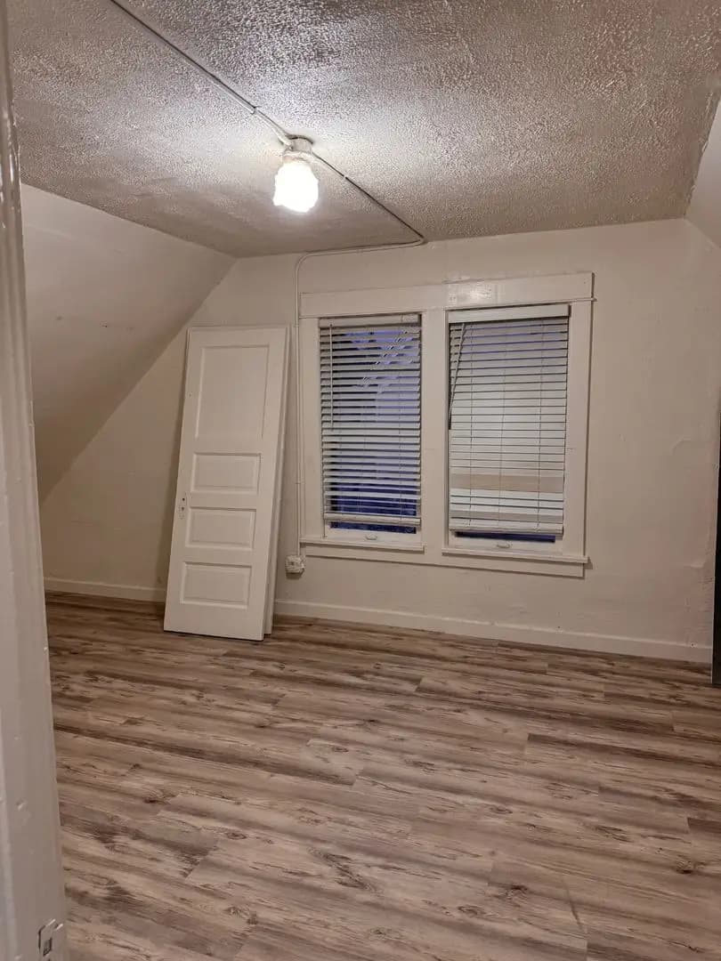 undefined apartments for rent - image - large (3).jpeg - 0