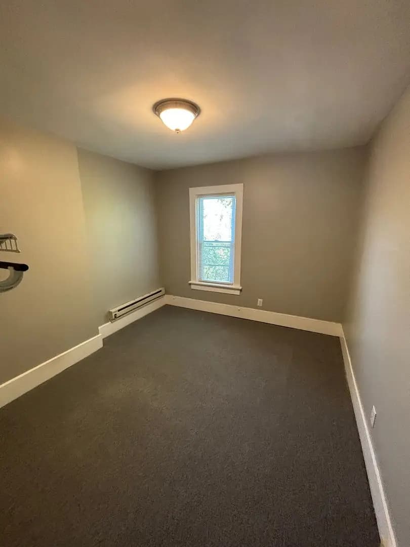 undefined apartments for rent - image - large (16).jpeg - 2