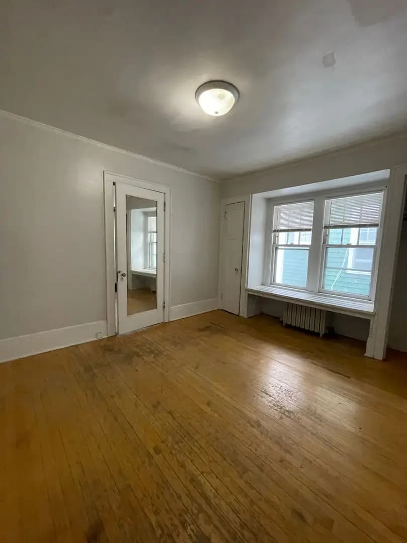 undefined apartments for rent - image - large.jpg - 2