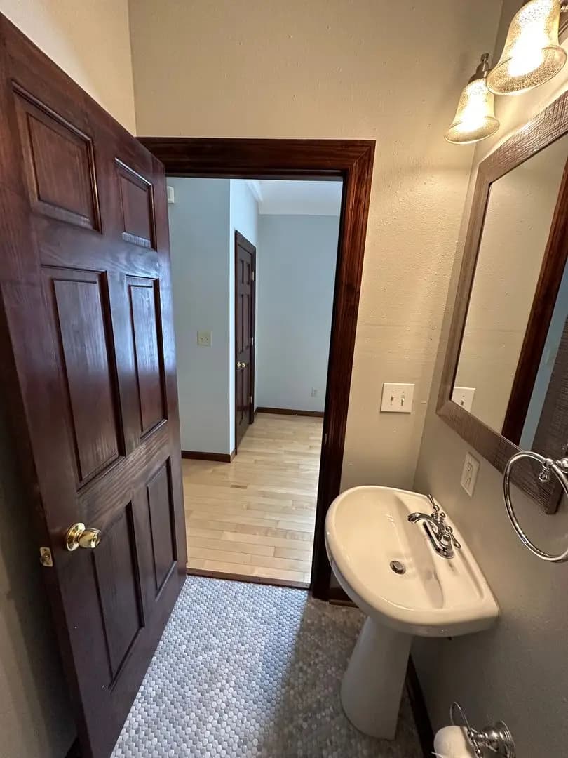 2024 N 2nd St - Apartment - 12