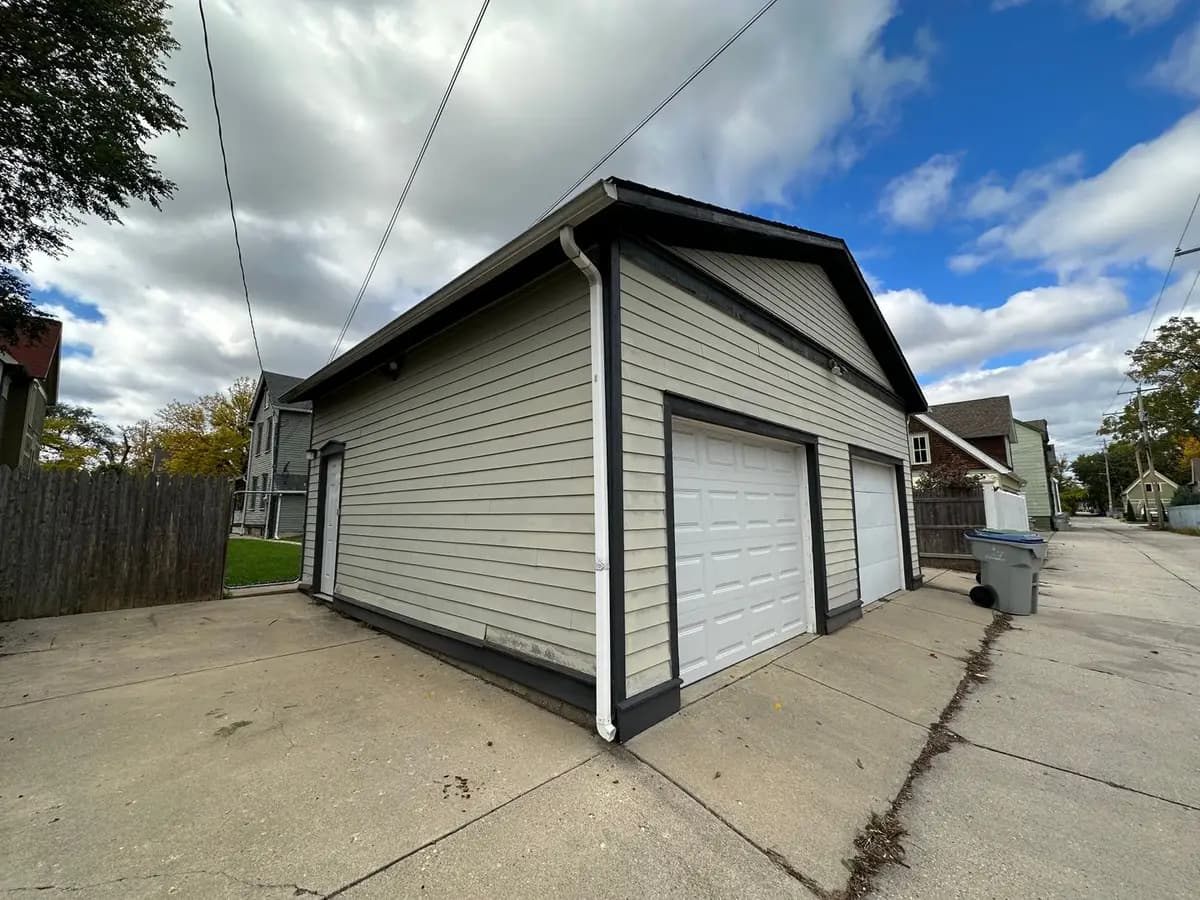 2024 N 2nd St - Apartment - 33