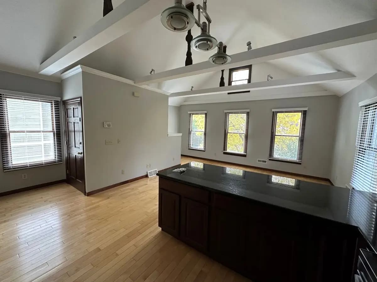 2024 N 2nd St - Apartment - 6