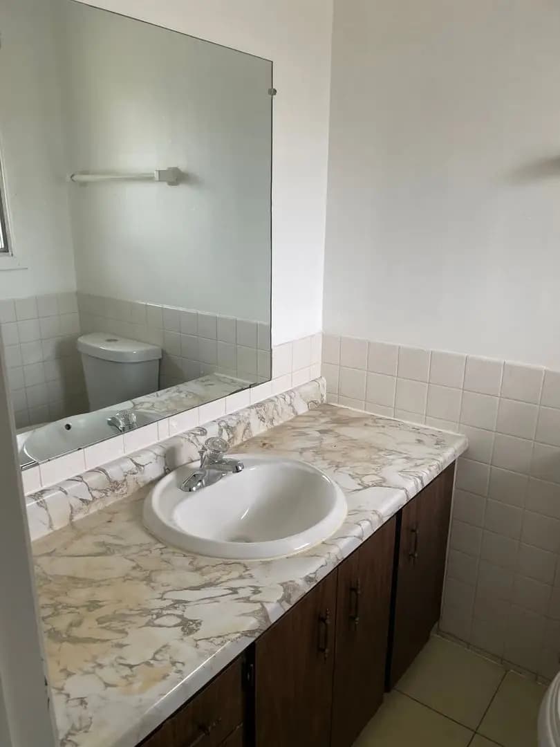 undefined apartments for rent - image - large (16).jpeg - 3