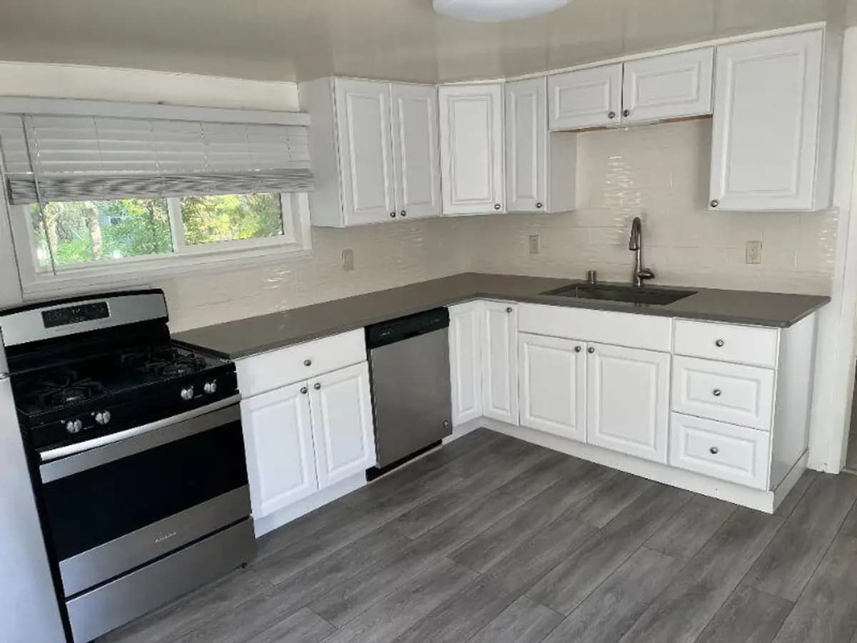 undefined apartments for rent - image - large (1).jpeg - 1