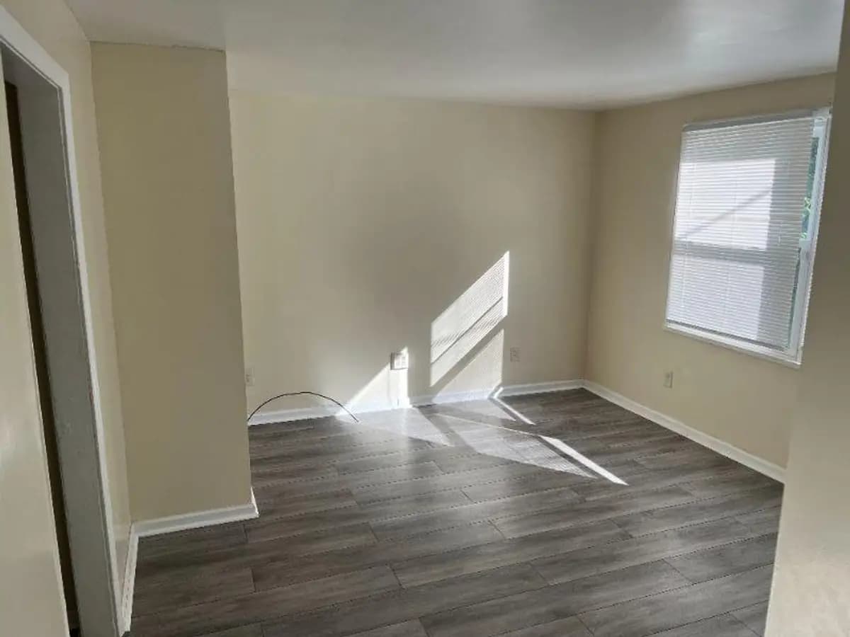 undefined apartments for rent - image - large (2).jpeg - 0