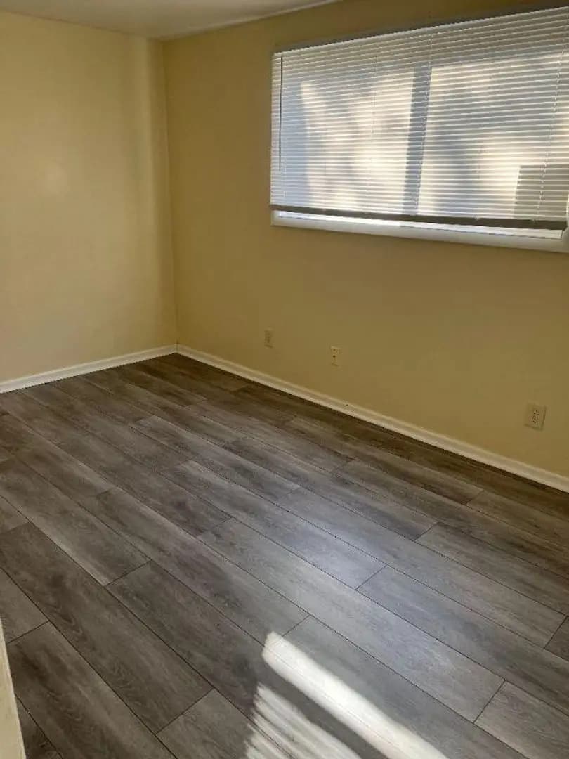 undefined apartments for rent - image - large.jpeg - 3