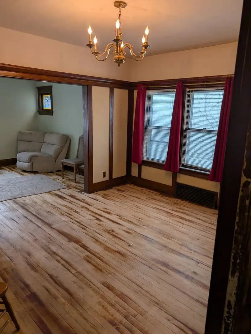 undefined apartments for rent - image - large (4).jpg - 3