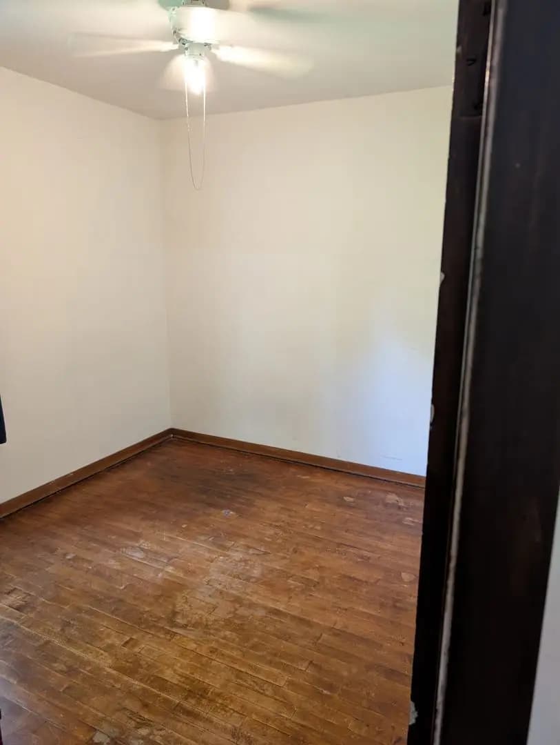 undefined apartments for rent - image - large (6).jpg - 1