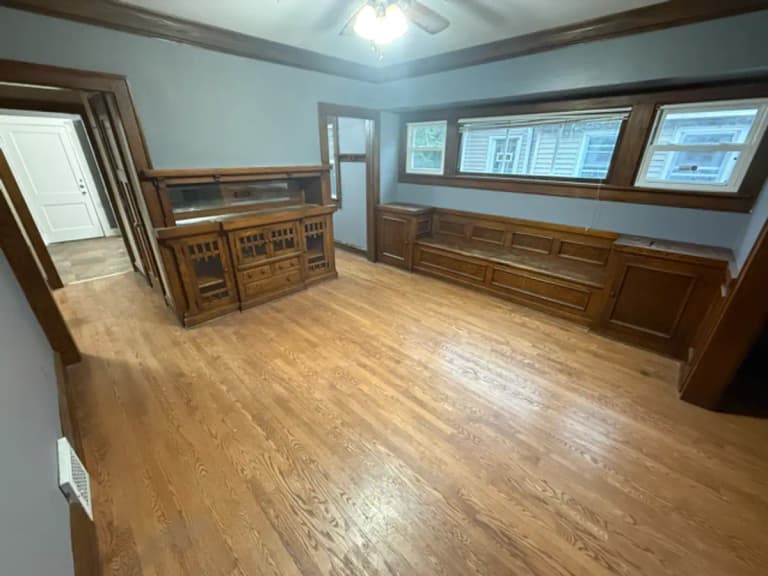 undefined apartments for rent - image - large (5).png