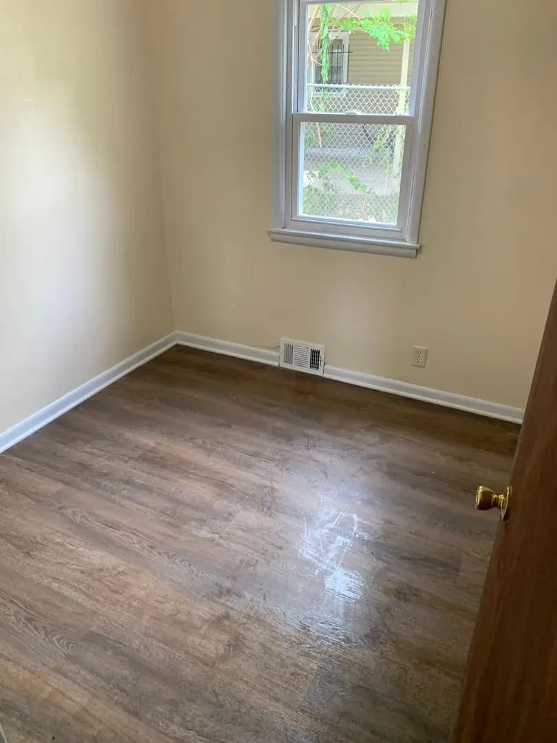 undefined apartments for rent - image - large (3).jpeg - 2