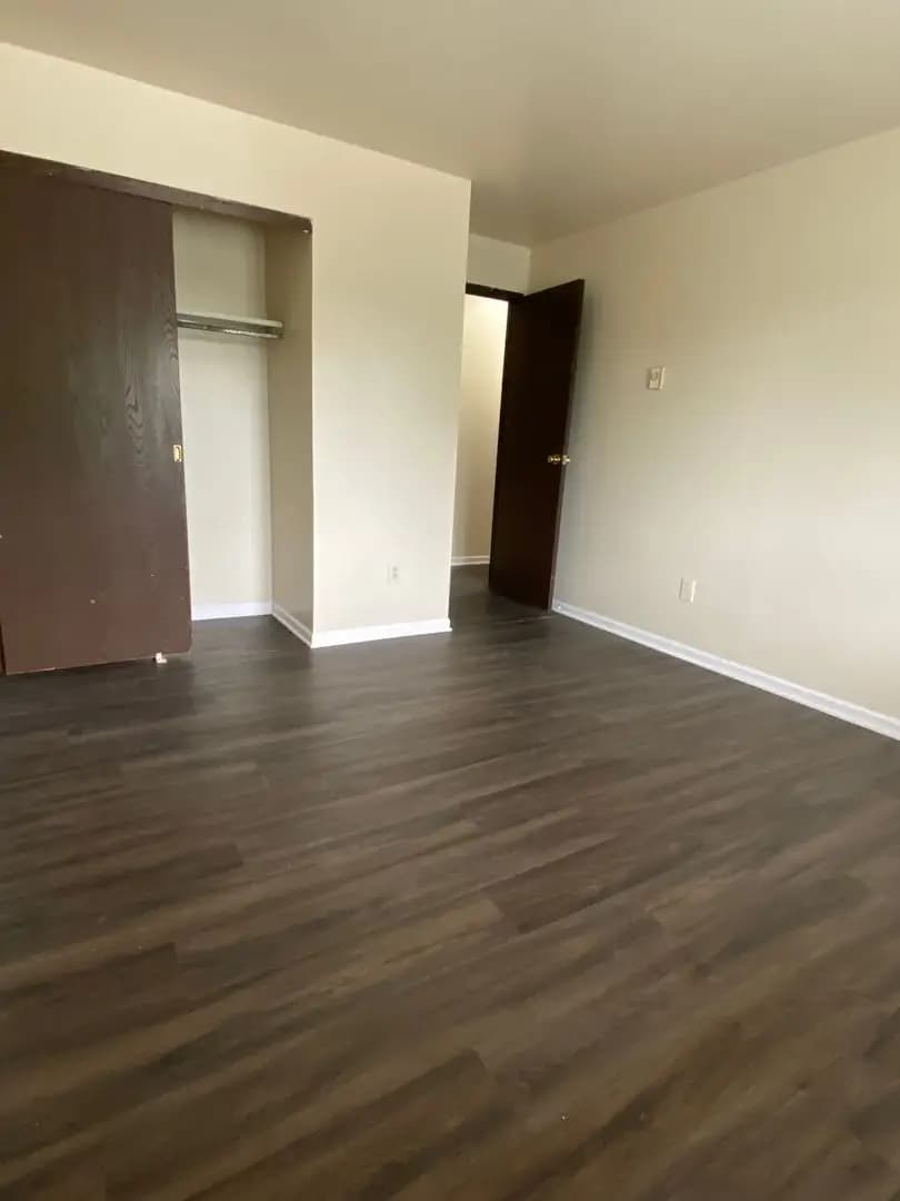 undefined apartments for rent - image - large (11).jpeg - 2