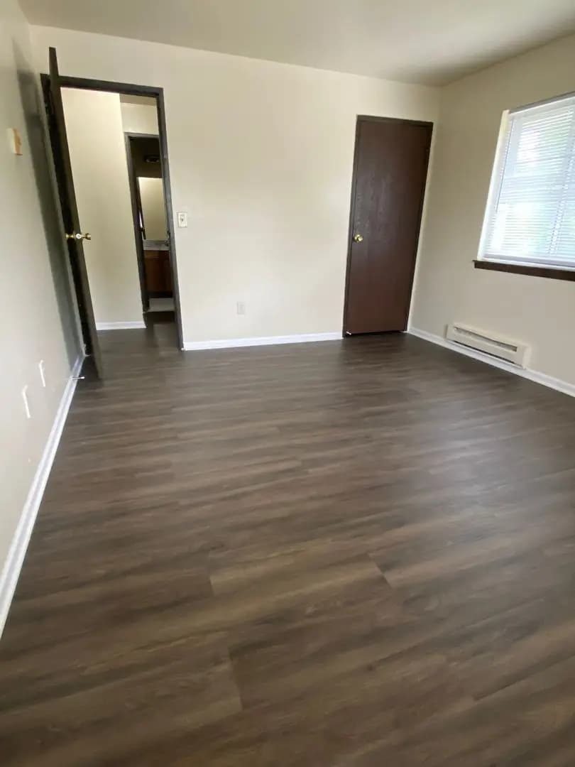 undefined apartments for rent - image - large (12).jpeg - 3