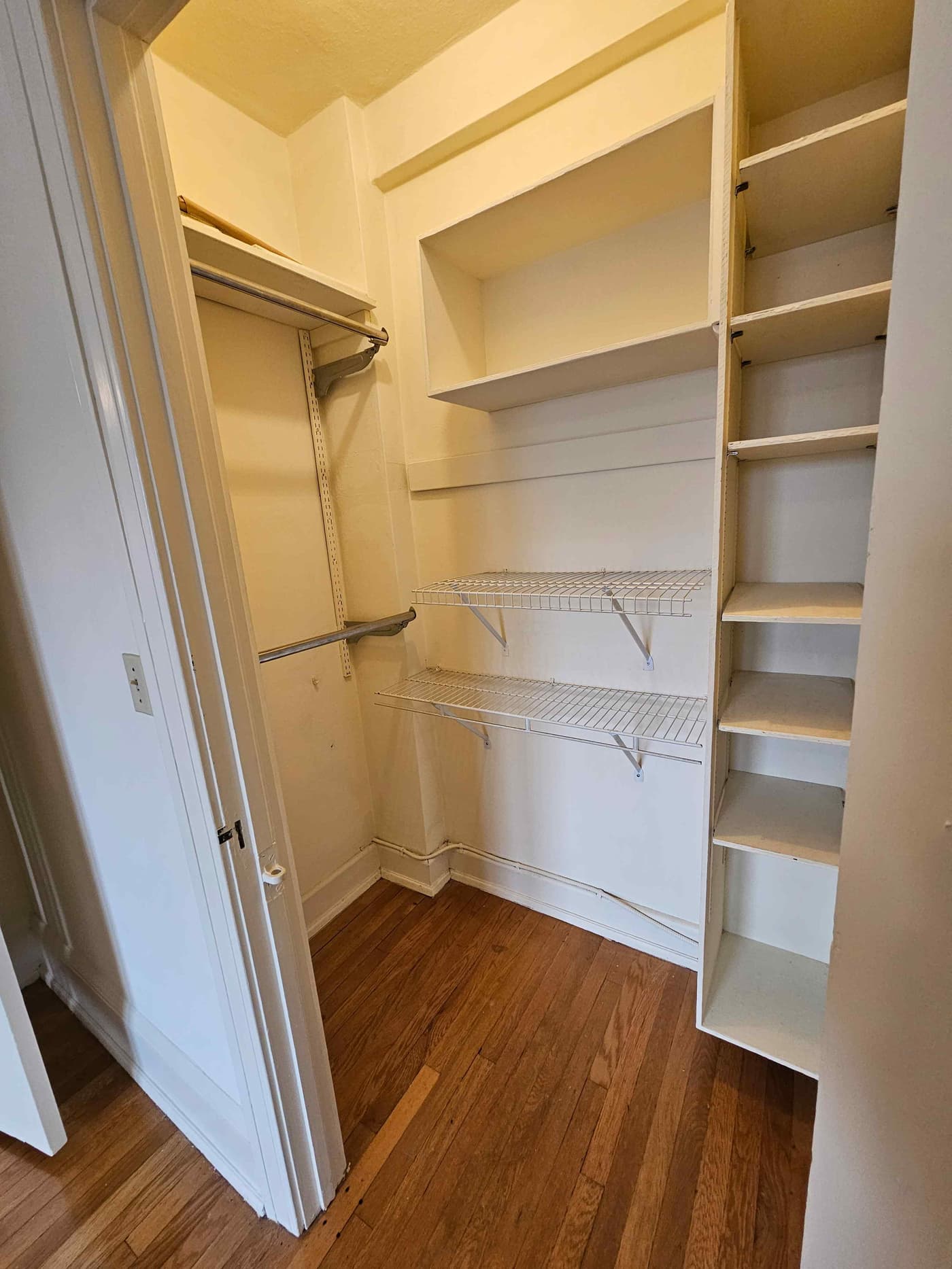 undefined apartments for rent - image - 20251022_093018.jpg - 3