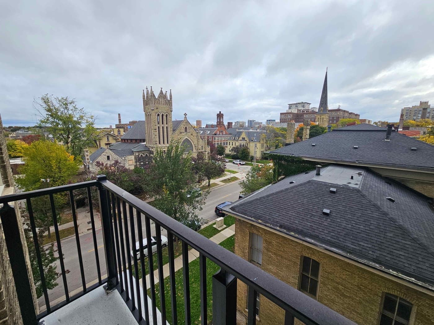 undefined apartments for rent - image - 20251022_094047.jpg - 2