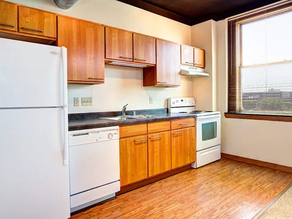 Historic Lofts on Kilbourn - Apartment - 8