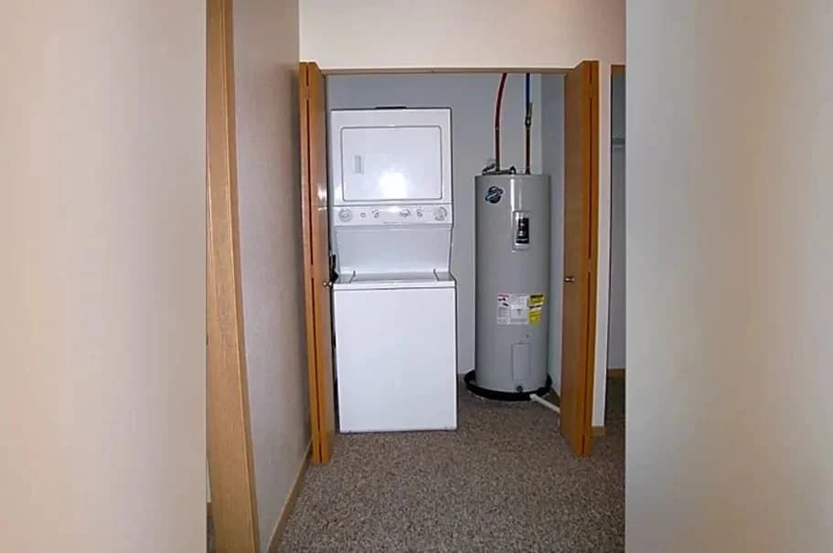 undefined apartments for rent - image - col wash.webp - 1