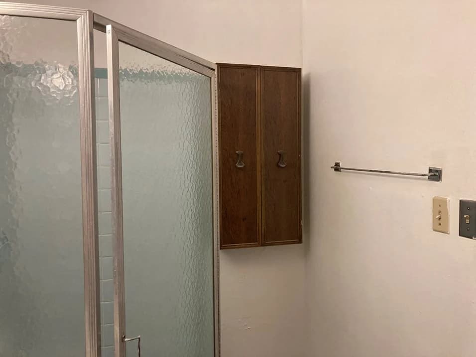 Valley Square Apartments - Apartment - 2