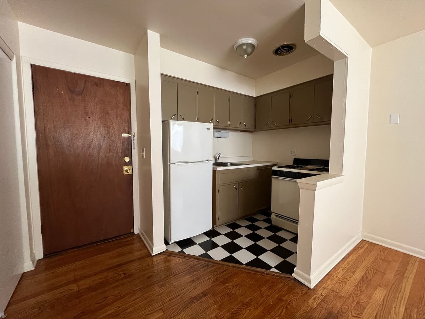 1579 Farwell - Apartment - 12