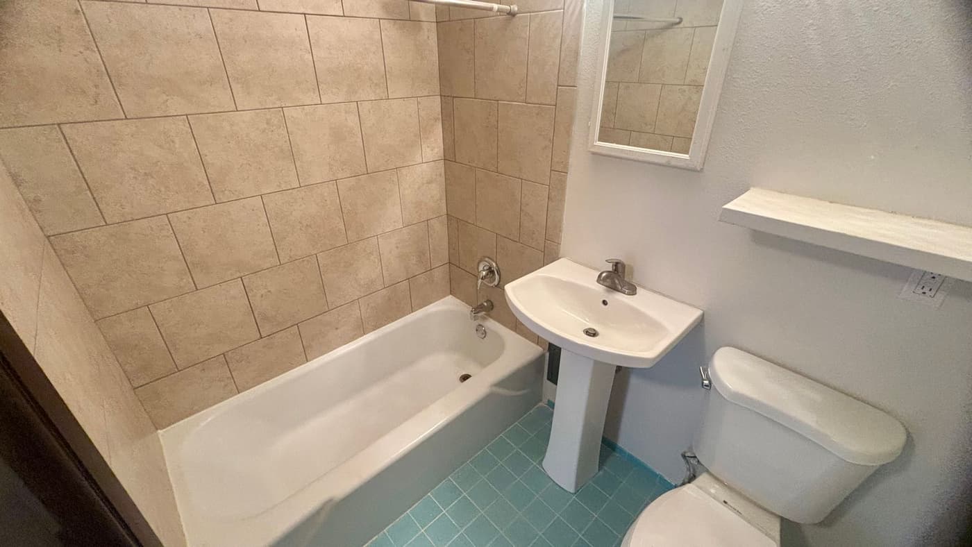 undefined apartments for rent - image - large (3).jpeg - 0