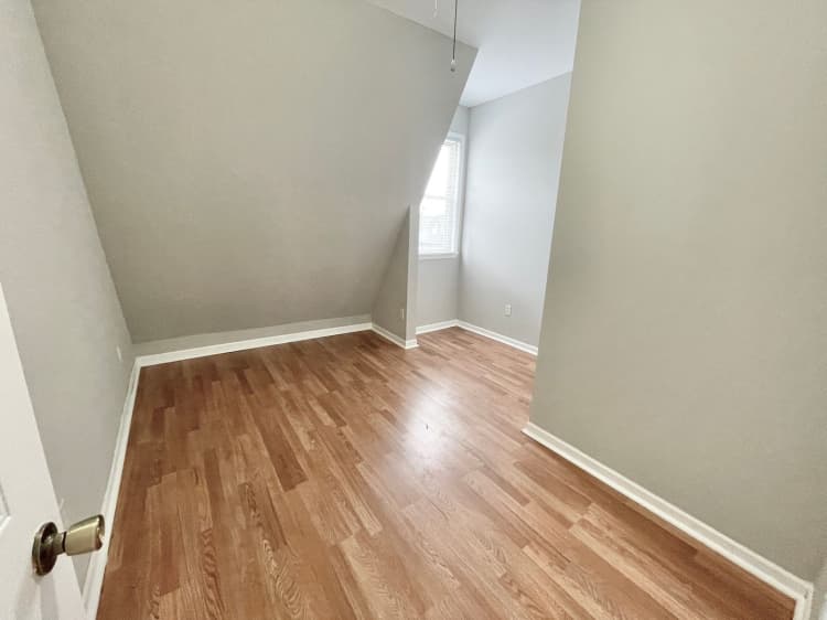 undefined apartments for rent - image - large (16).jpg