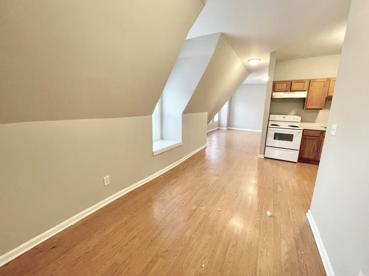 undefined apartments for rent - image - large (5).jpg