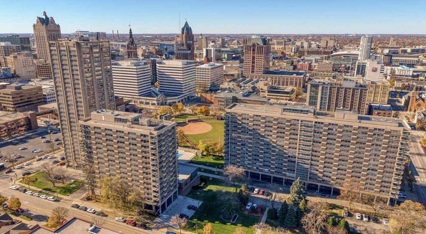 Milwaukee County apartments for rent - Property image - Juneau Village Towers - 1