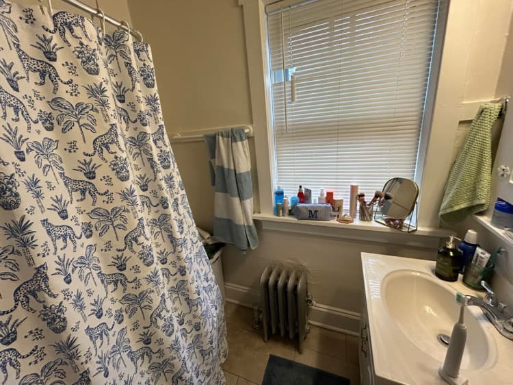 Milwaukee County apartments for rent - image - large (11).jpeg