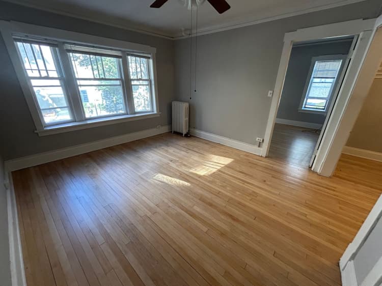 Milwaukee County apartments for rent - image - large (5).jpeg