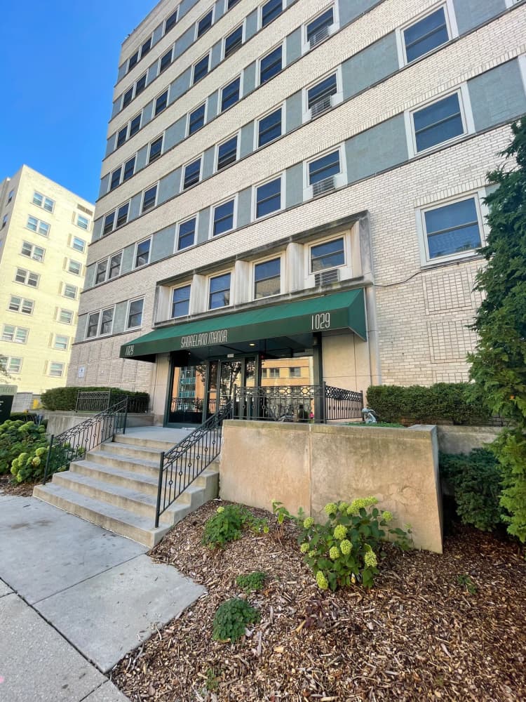 Milwaukee County apartments for rent - image - property-image-1793213014260.jpeg