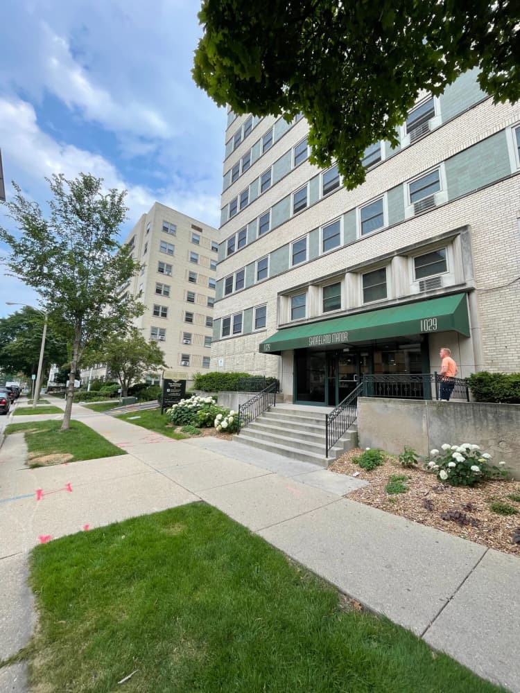 Milwaukee County apartments for rent - image - property-image-1793213017686.jpeg
