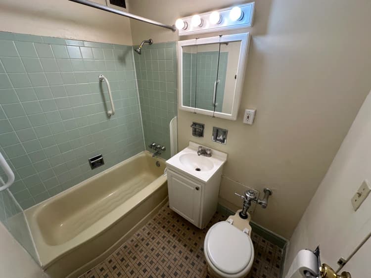 Milwaukee County apartments for rent - image - property-image-1793213021850.jpeg