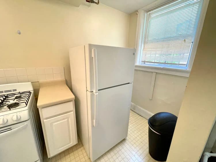 Milwaukee County apartments for rent - image - large (2).jpeg