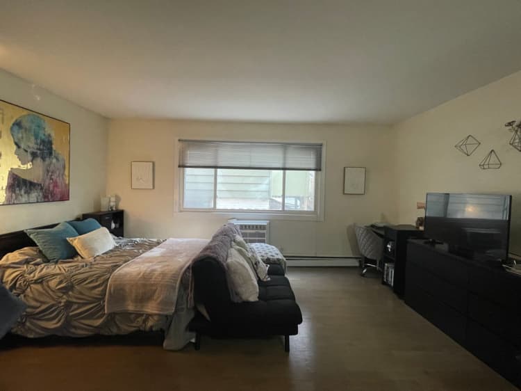 Milwaukee County apartments for rent - image - large (11).jpeg