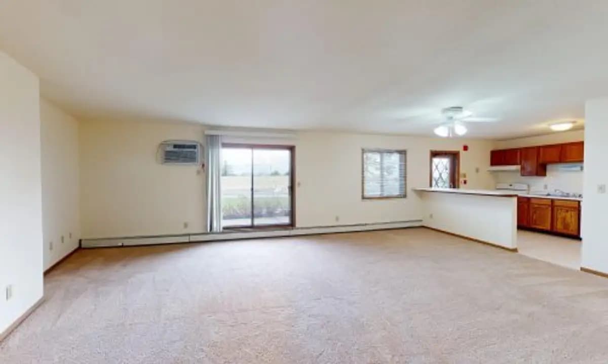 Milwaukee County apartments for rent - Property image - Central Park - 3