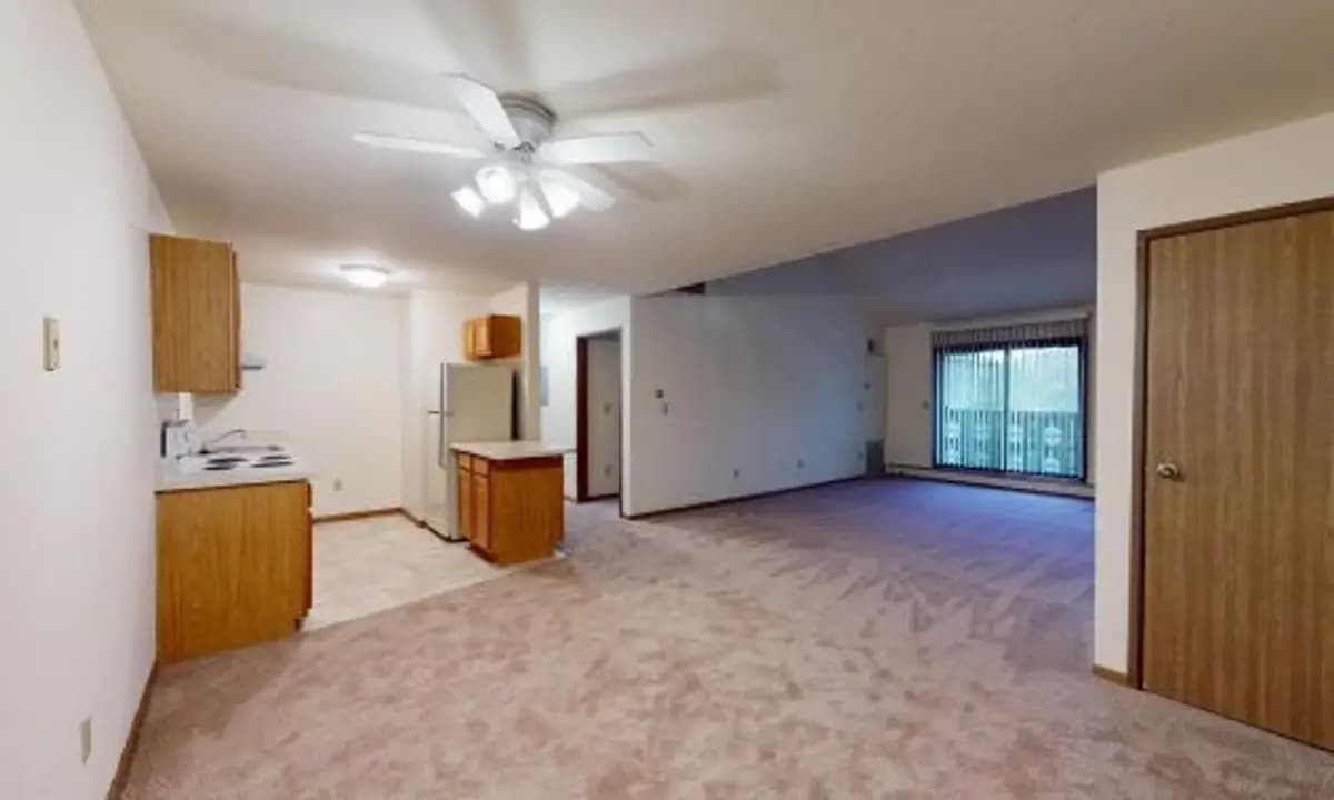 Milwaukee County apartments for rent - Property image - Orchard Park - 3