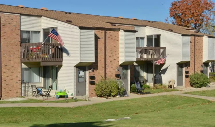 Milwaukee County apartments for rent - image - big-yard-photo-gallery.webp