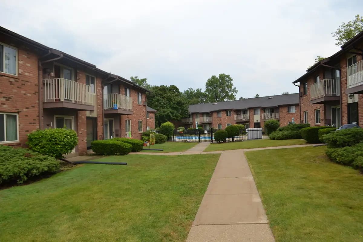 Milwaukee County apartments for rent - Property image - Quail Hollow Apartments - 1