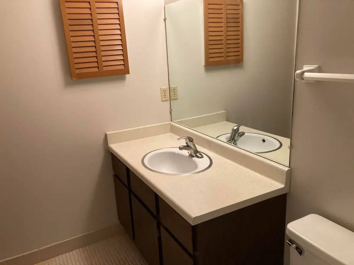 Milwaukee County apartments for rent - image - 5000-w-cold-spring-rd-greenfield-wi-building-photo (7).jpg