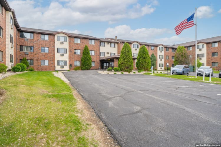 Milwaukee County apartments for rent - image - large (12).jpg