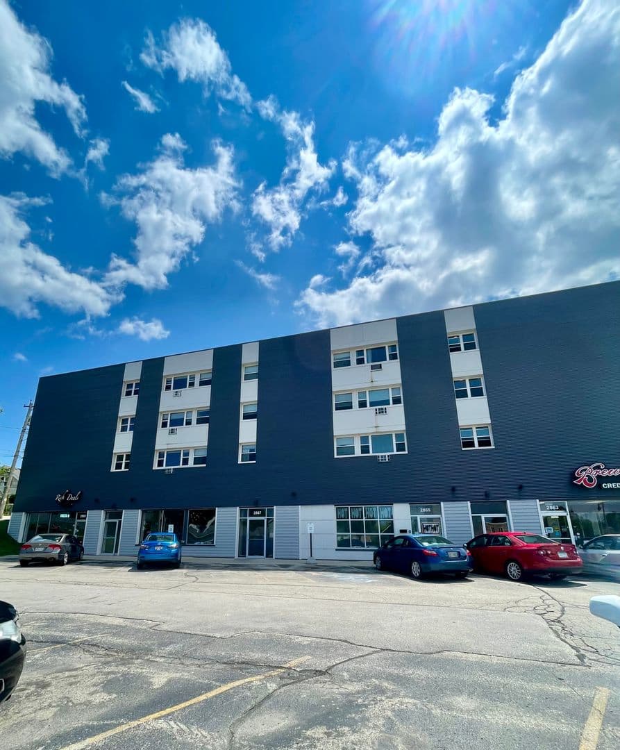 Milwaukee County apartments for rent - Property image - 2867 S Kinnickinnic Ave - 2