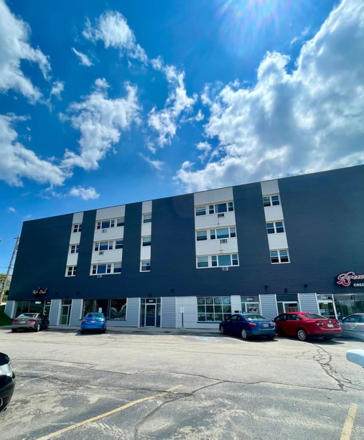 Milwaukee County apartments for rent - image - large (13).jpeg
