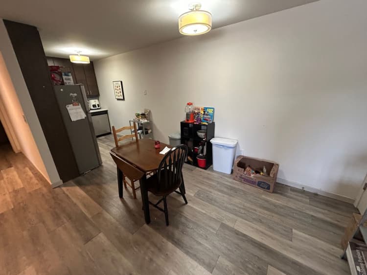 Milwaukee County apartments for rent - image - large (76).jpeg