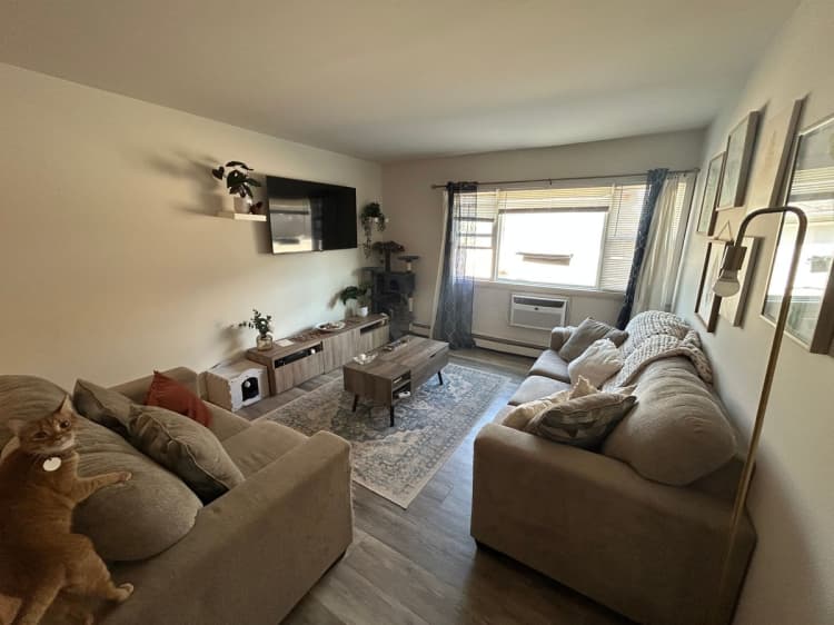 Milwaukee County apartments for rent - image - large (67).jpeg