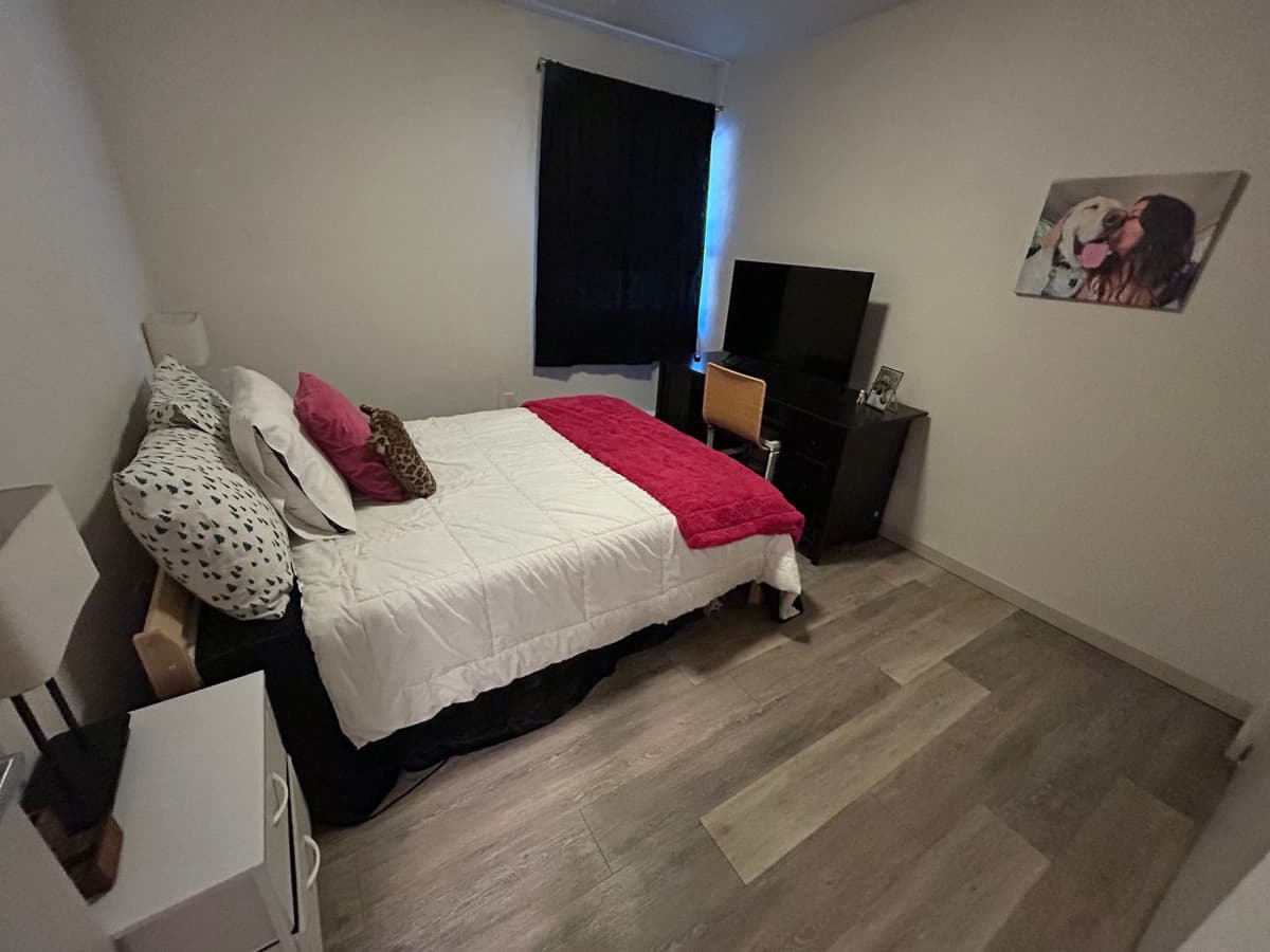 Milwaukee County apartments for rent - image - large (60).jpeg