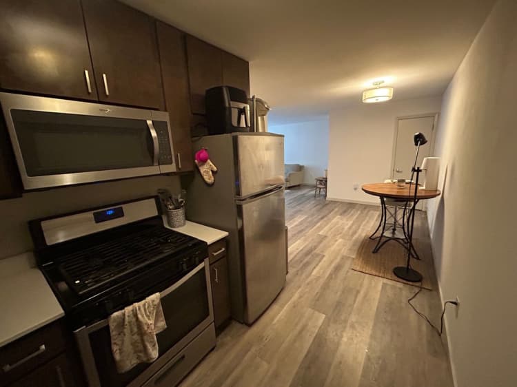 Milwaukee County apartments for rent - image - large (56).jpeg