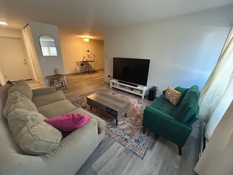 Milwaukee County apartments for rent - image - large (54).jpeg